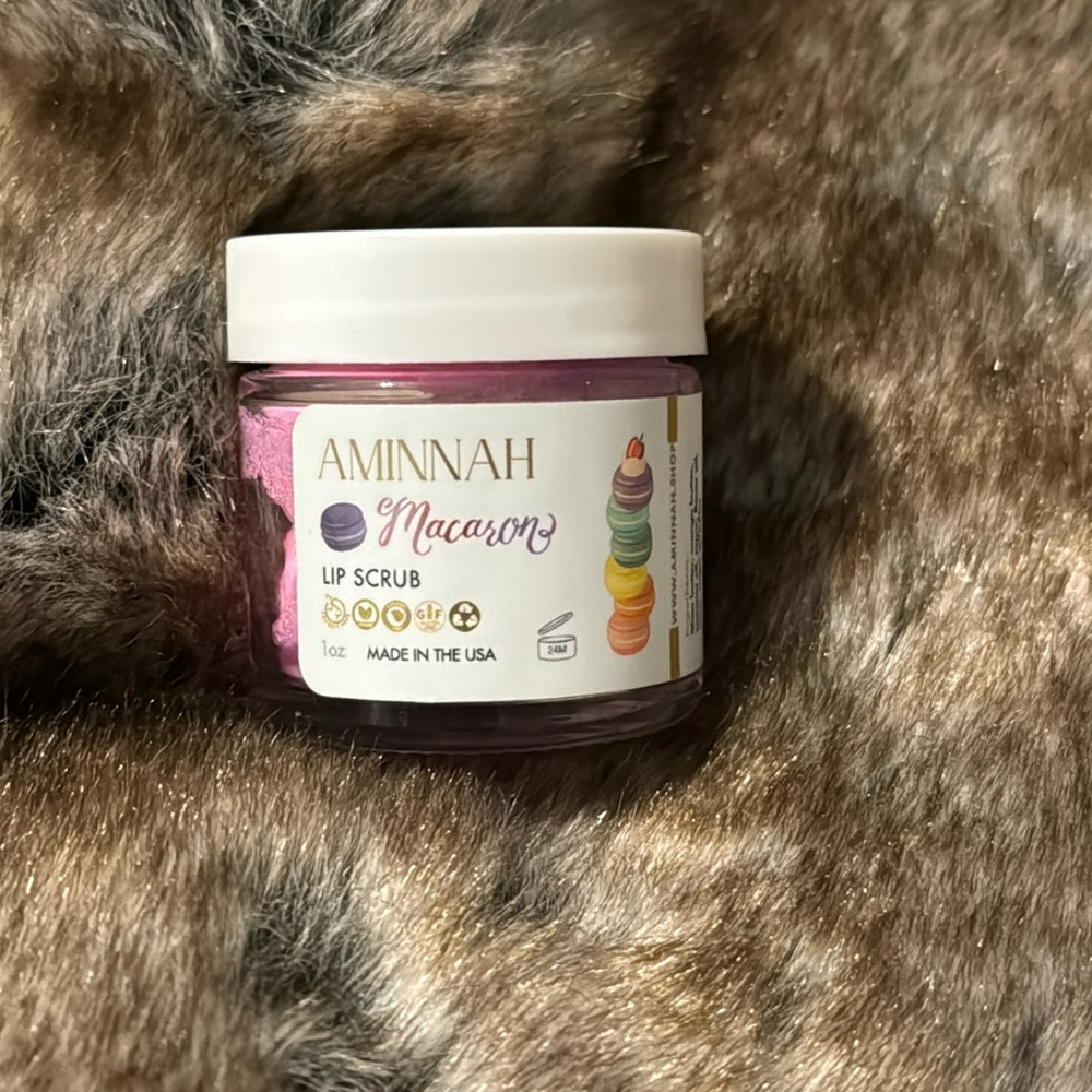Amminah Macaron Lip Scrub 1oz